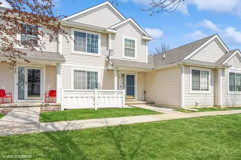 1400 S 52nd St #14, West Des Moines, IA 50265