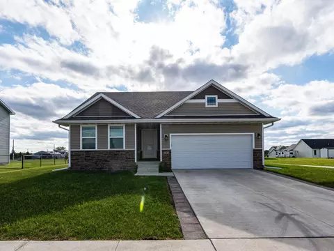 104 Foley St, Stuart, IA 50250