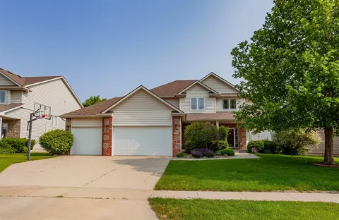 1008 NW 32nd St, Ankeny, IA 50023