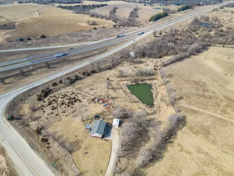 1553 G64 Hwy, Truro, IA 50257