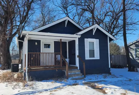 4026 7th St, Des Moines, IA 50313