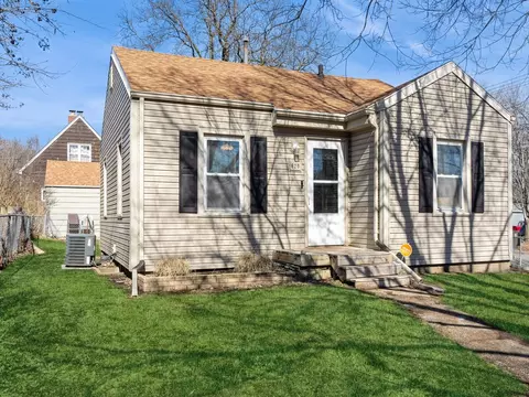 620 Boyd St, Des Moines, IA 50313