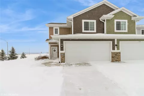 148 Braeburn Ln, Norwalk, IA 50211