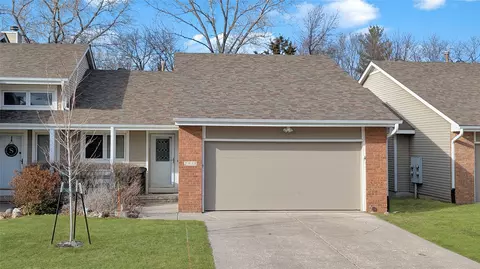 2918 W 1st St, Ankeny, IA 50023