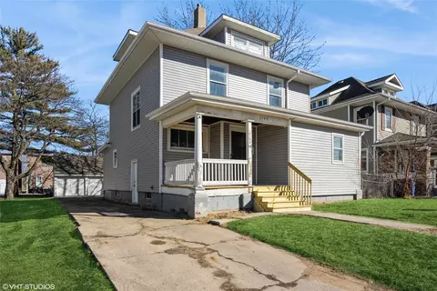1143 21st St, Des Moines, IA 50311
