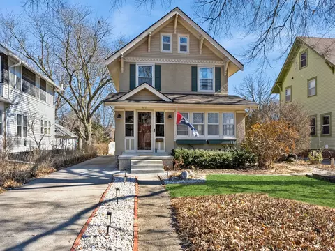 1311 42nd St, Des Moines, IA 50311