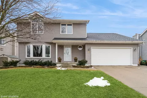 712 SE Dolan Dr, Grimes, IA 50111