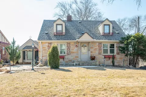 3520 Franklin Ave, Des Moines, IA 50310