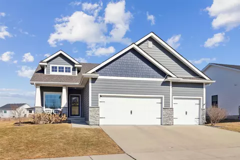 25 Bailey Cir, Waukee, IA 50263