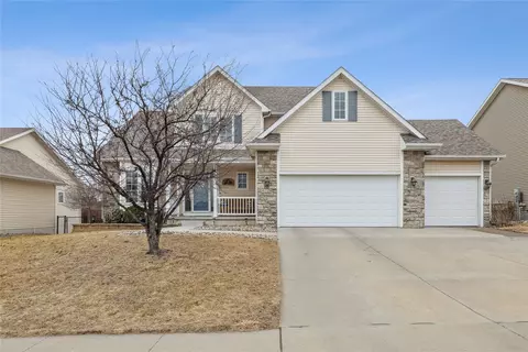 4124 124th St, Urbandale, IA 50323