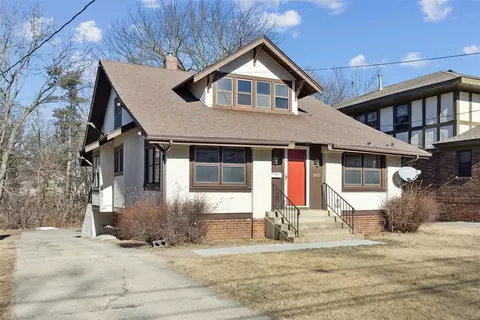 3823 University Ave, Des Moines, IA 50311