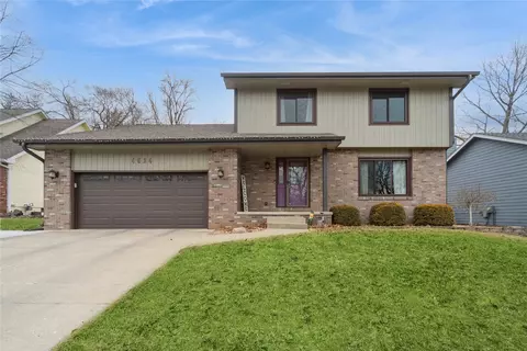 4624 67th St, Urbandale, IA 50322
