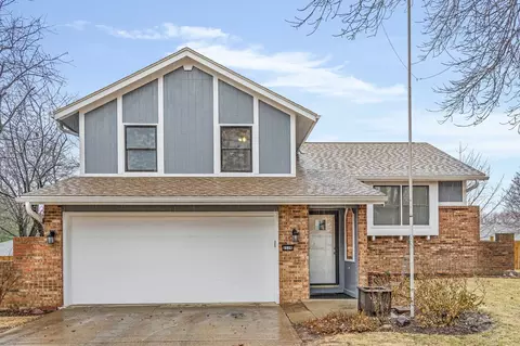 4516 78th St, Urbandale, IA 50322