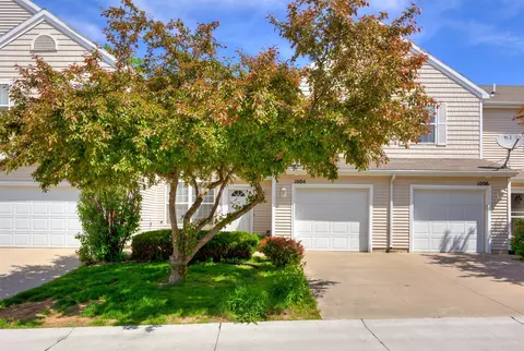 1004 NE Greenview Dr, Ankeny, IA 50021