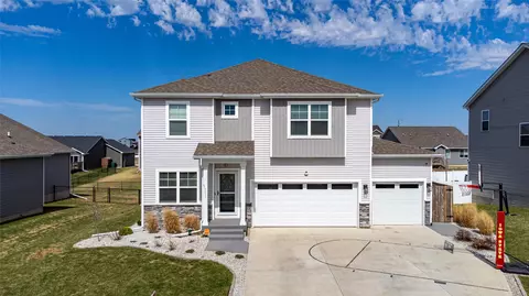 3216 NW Reinhart Dr, Ankeny, IA 50023