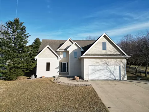 1205 65th Pl, West Des Moines, IA 50266