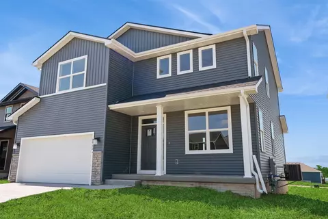 2912 Yordi Dr, Norwalk, IA 50211