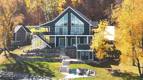 6020 Fairmount Dr, Panora, IA 50216