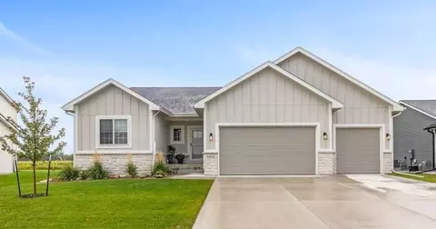 1011 Redbud Dr, Slater, IA 50244