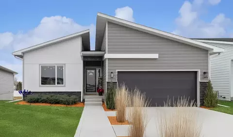 1490 SE Mesa Dr, Waukee, IA 50263