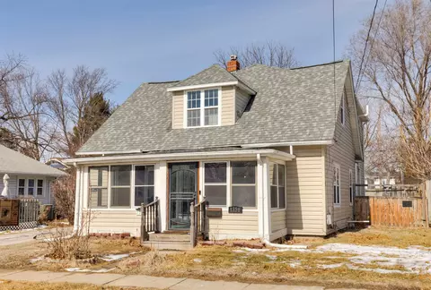 1350 Arthur Ave, Des Moines, IA 50316