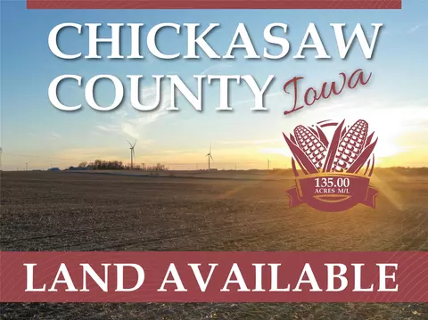 00 130th St, New Hampton, IA 50659