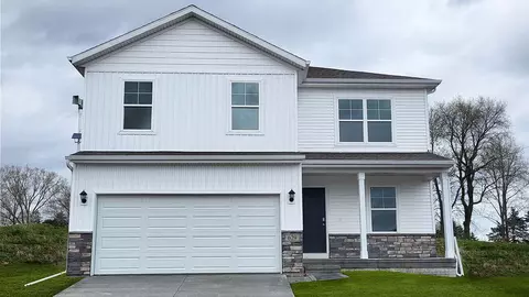 2208 N Summercrest St, Indianola, IA 50125