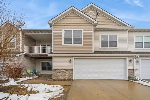 104 NE 49th St, Ankeny, IA 50021