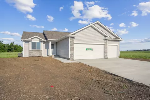 2410 Spruce St, Granger, IA 50109