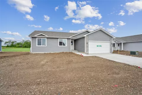 2408 Spruce St, Granger, IA 50109