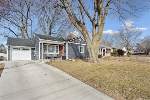 3818 38th St, Des Moines, IA 50310