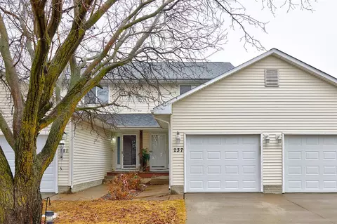 237 N Cherokee Dr, Polk City, IA 50226