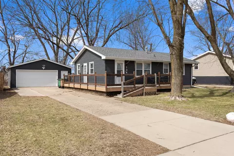 134 Patterson St SE, Bondurant, IA 50035