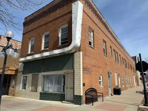 1300 2nd Sts, Perry, IA 50220