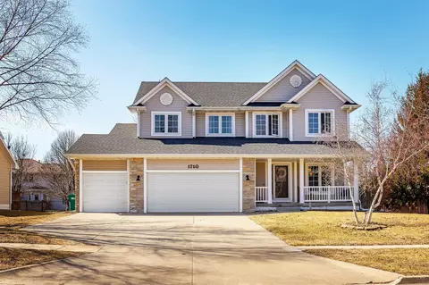 1710 NE Hayes Dr, Ankeny, IA 50021