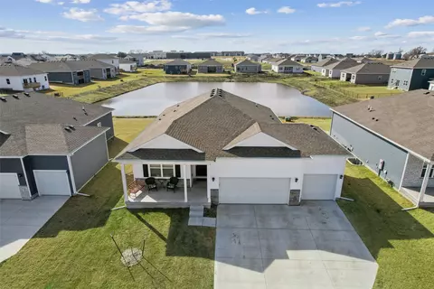 5510 NE Seneca Dr, Ankeny, IA 50021