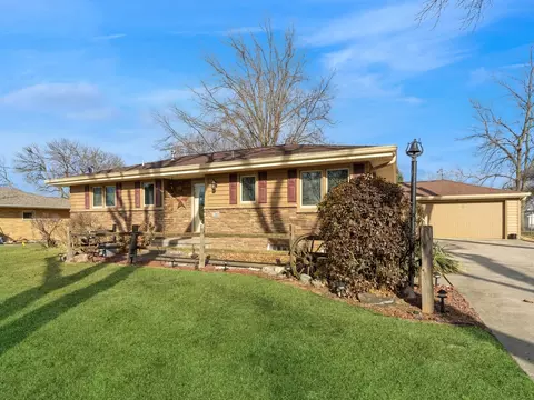 7265 NW 16th St, Ankeny, IA 50023