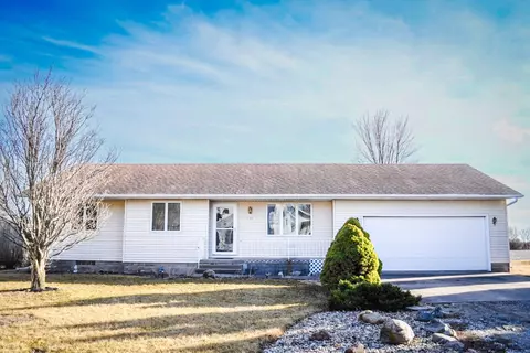 911 Clayton Rd, Colo, IA 50056