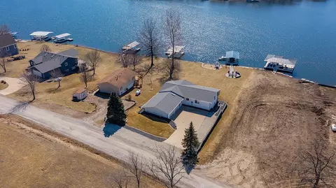 1346 Lakeview Dr, Ellston, IA 50074