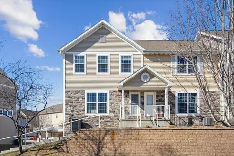1635 SW White Birch Cir, Ankeny, IA 50023