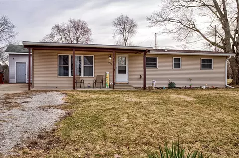 1907 5th St, Nevada, IA 50201