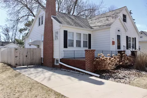 1128 Union St, Boone, IA 50036