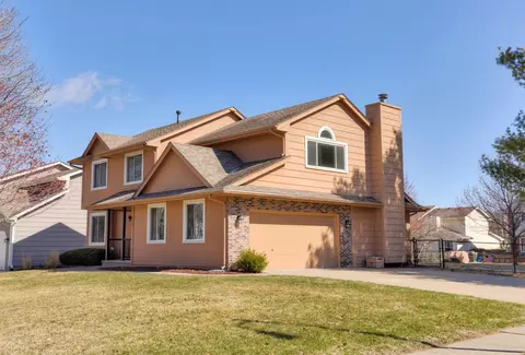 1201 64th St, West Des Moines, IA 50266