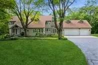 2815 Oakwood Rd, Ames, IA 50014