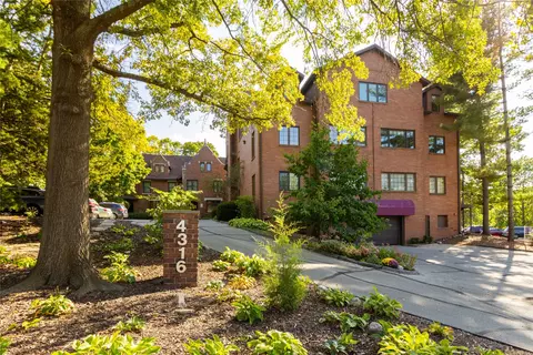 4316 Grand Ave #9, Des Moines, IA 50312