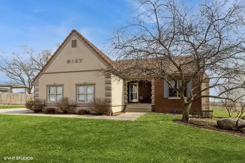 5147 SW 63rd St, Des Moines, IA 50321