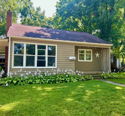 1311 Locust St, Adel, IA 50003