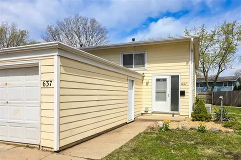 637 Meadow Pl, Ames, IA 50010