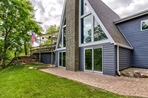 3265 Dartmoor Rd, Ames, IA 50014