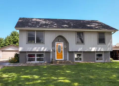 1107 Gordon Ave, Norwalk, IA 50211
